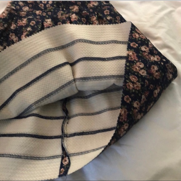 ⭐️⭐️⭐️ 5 for 10.  Beautiful Scarlett strapless dress with sweetheart neckline - Picture 3 of 6